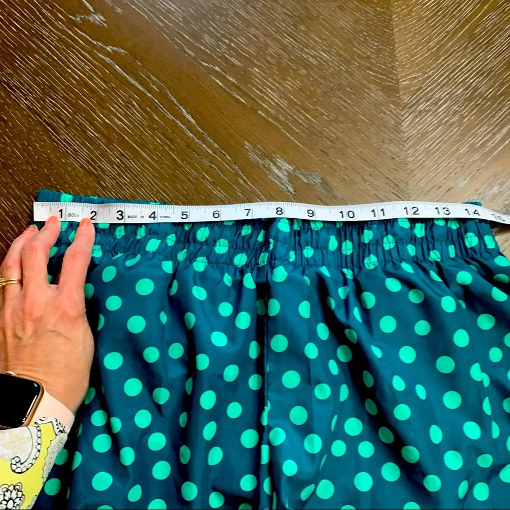 Danskin Now green polka dot athletic shorts Size L